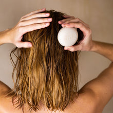 Charger l'image dans la galerie, Apres-shampooing solide - Amande apaisante