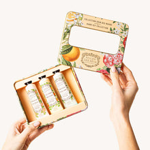 Charger l'image dans la galerie, Coffret de soins pour les mains - les absolues