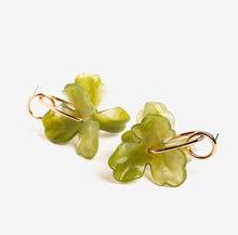 Load image into Gallery viewer, Boucle d'oreille Flore