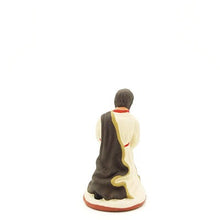 Charger l'image dans la galerie, Joseph à genoux 2025