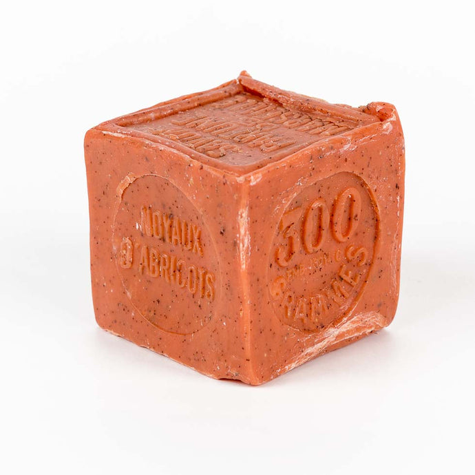 Cube de savon de Marseille - Noyau d'abricot broyé