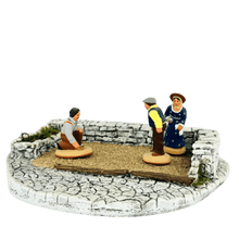 Load image into Gallery viewer, Lawn bowling
