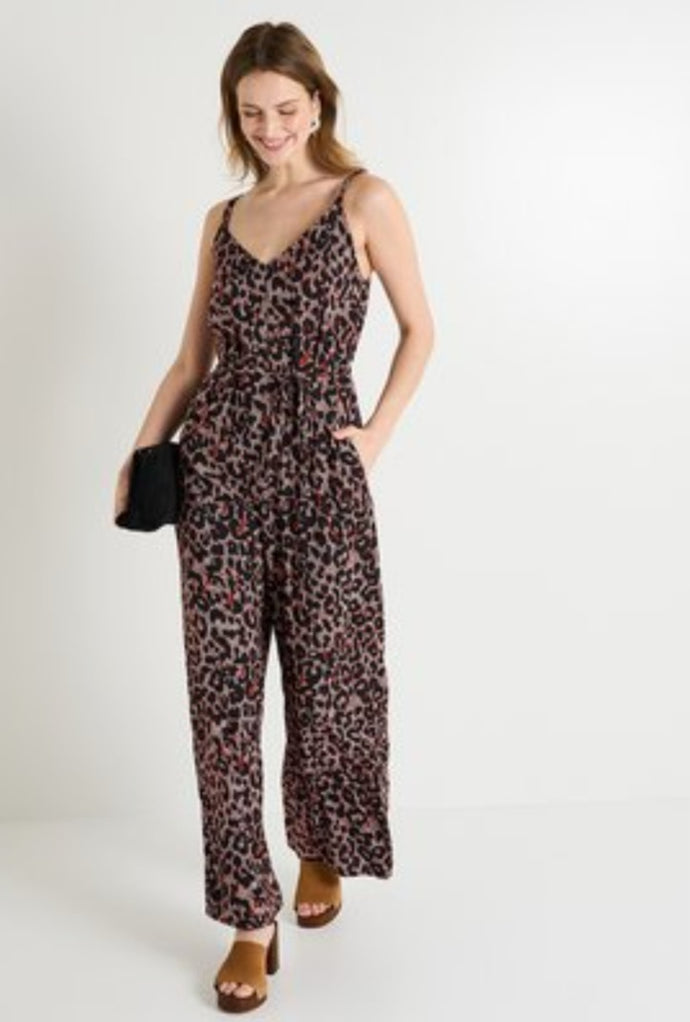 Jumpsuit Kenya